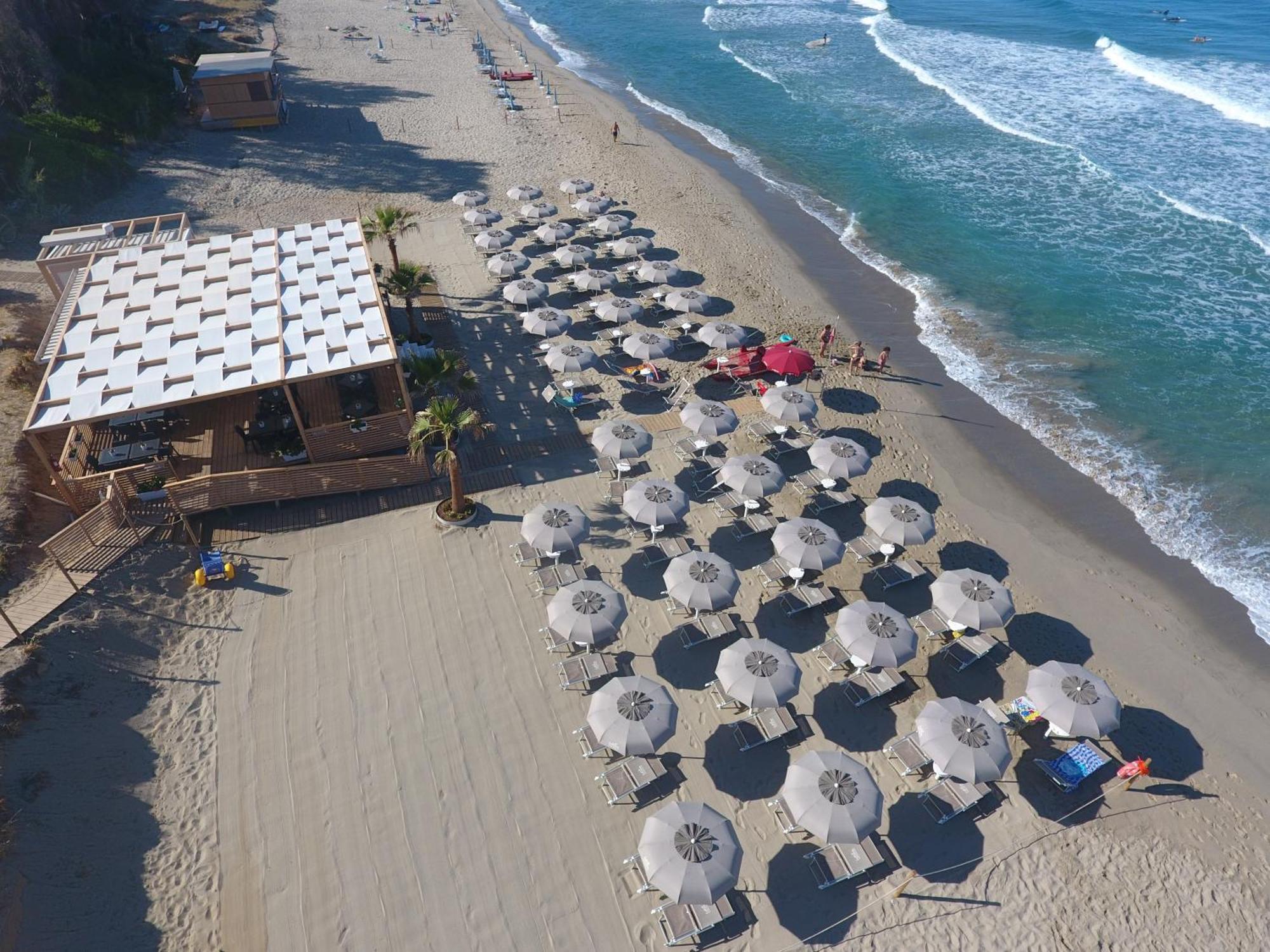 Residence Le Palme - Appartamenti Sul Mare - Spiaggia Tra Palinuro E Caprioli 皮肖塔 外观 照片