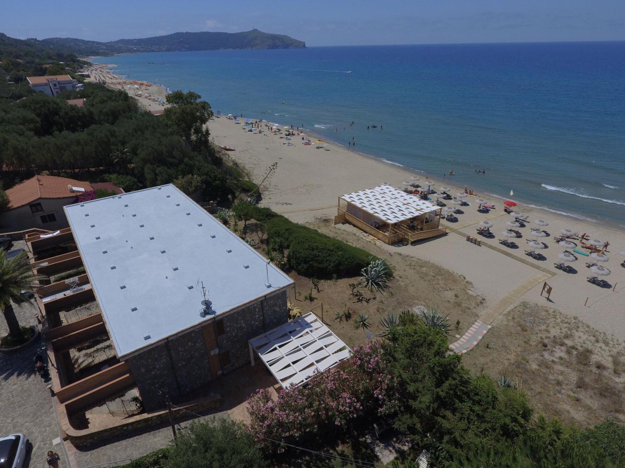 Residence Le Palme - Appartamenti Sul Mare - Spiaggia Tra Palinuro E Caprioli 皮肖塔 外观 照片