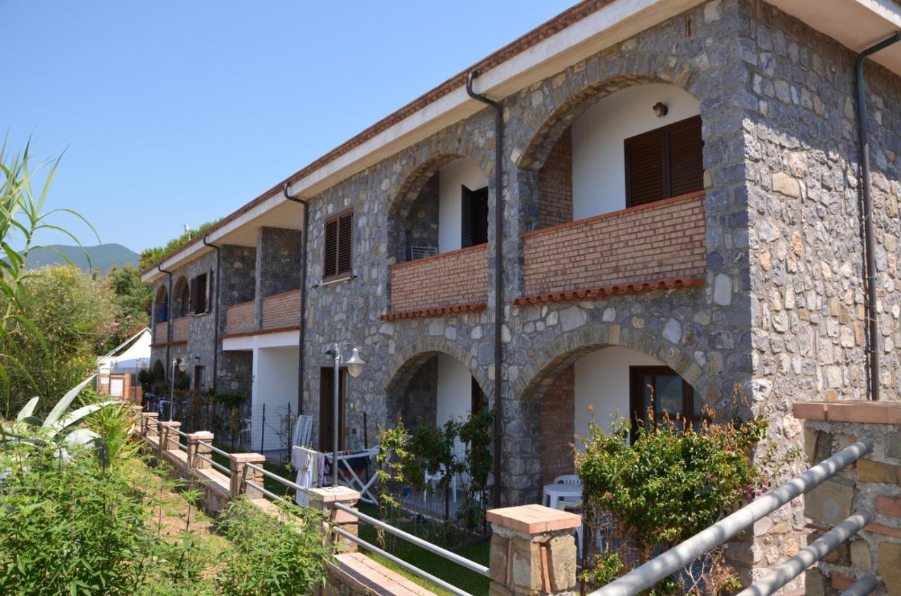 Residence Le Palme - Appartamenti Sul Mare - Spiaggia Tra Palinuro E Caprioli 皮肖塔 外观 照片